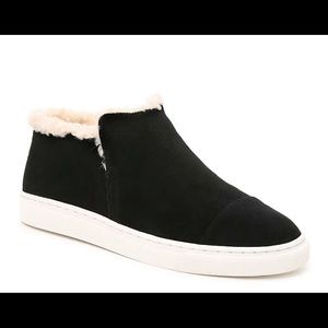 Lucky Brand Lyndyna Mid-Top Sneaker